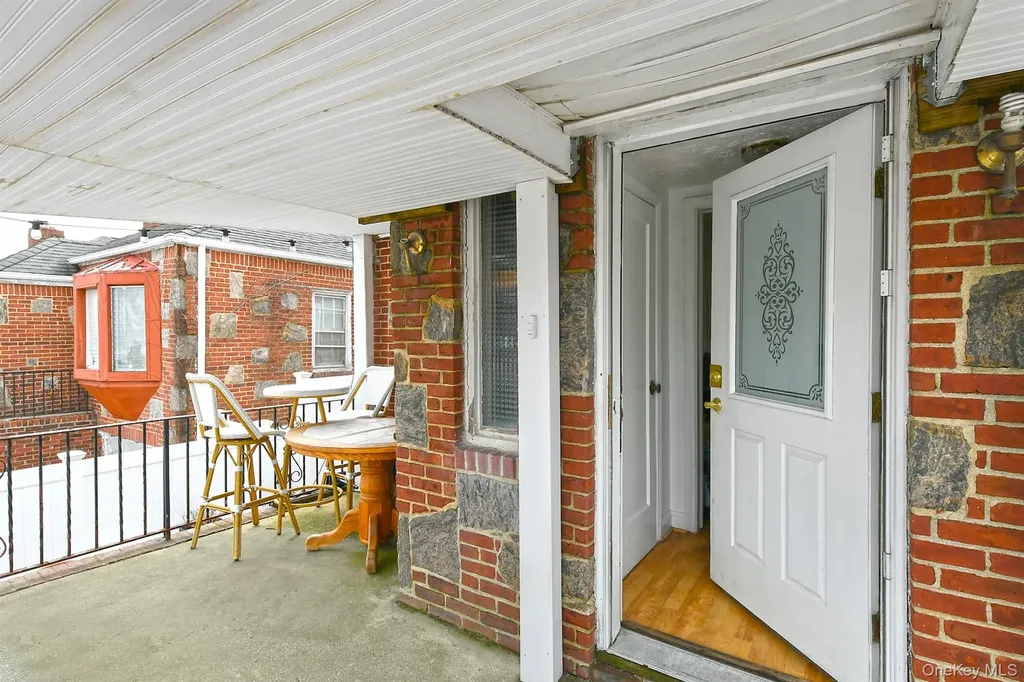 540 W Olive Street Long Beach NY 11561