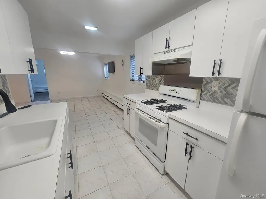 804 Hampshire Road Bay Shore NY 11706