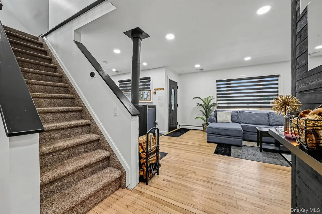 327 Barton Avenue East Patchogue NY 11772