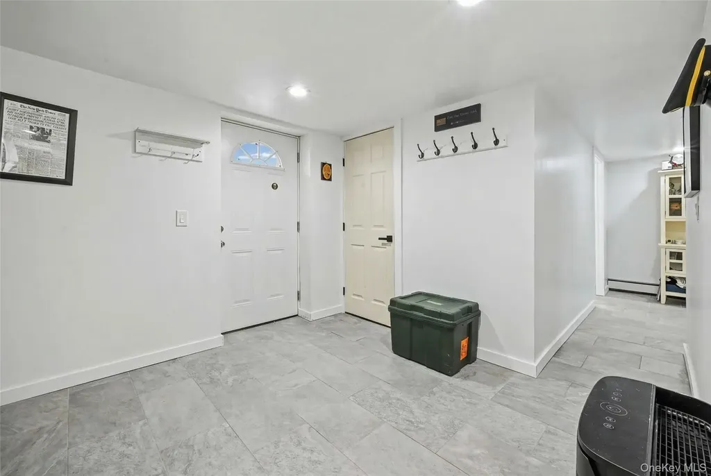 327 Barton Avenue East Patchogue NY 11772