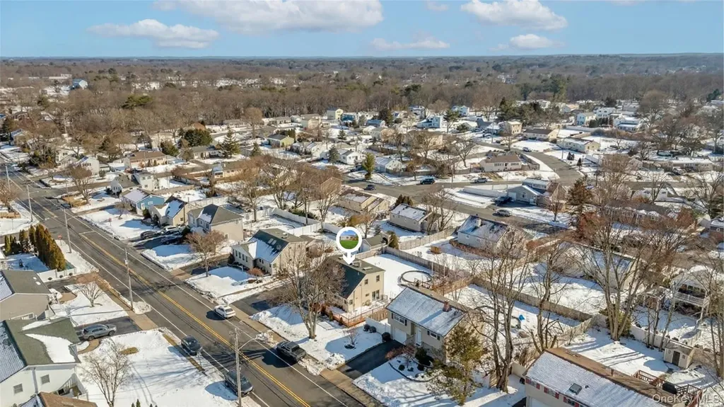 327 Barton Avenue East Patchogue NY 11772