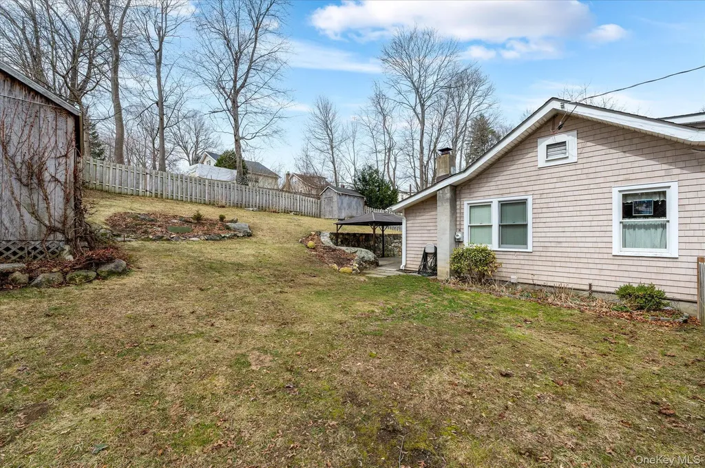 47 Tonetta Lake Way Brewster NY 10509