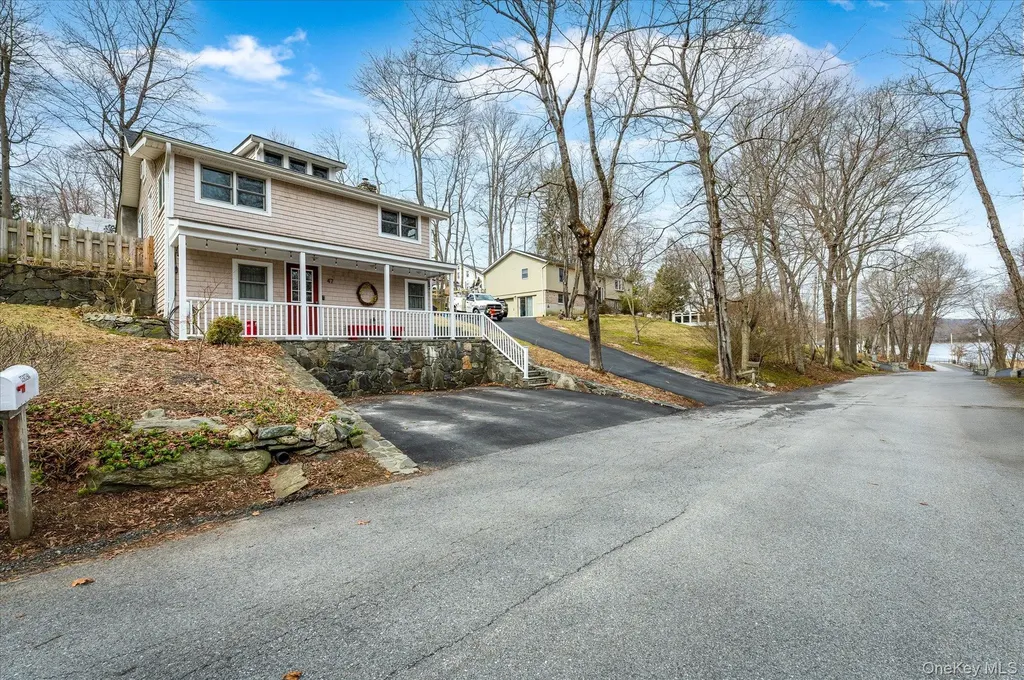 47 Tonetta Lake Way Brewster NY 10509