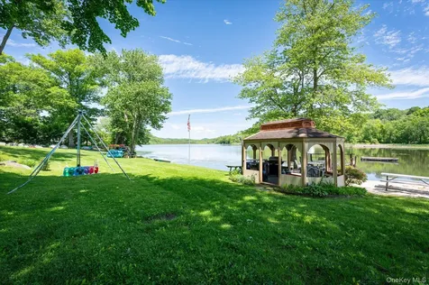 47 Tonetta Lake Way Brewster NY 10509