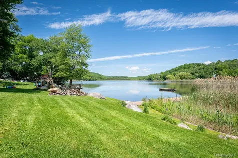 47 Tonetta Lake Way Brewster NY 10509