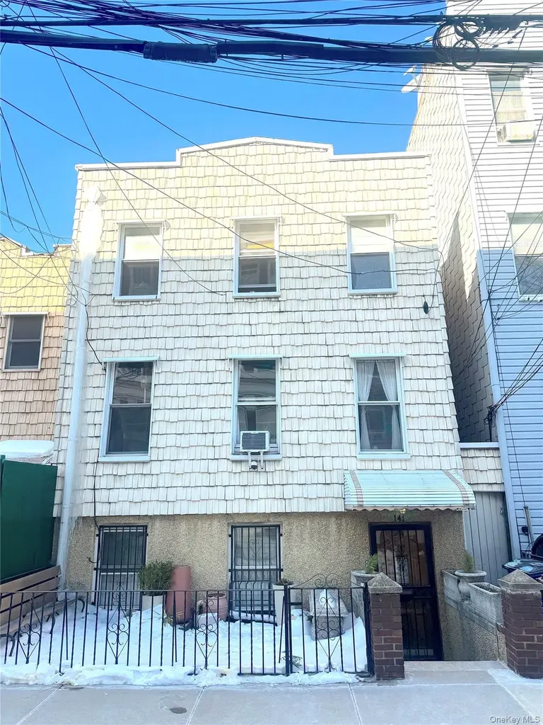 141 Conselyea Street Brooklyn NY 11211