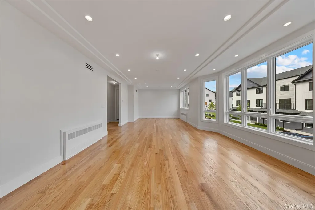 472 W Central Avenue Spring Valley NY 10977