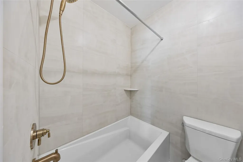 472 W Central Avenue Spring Valley NY 10977