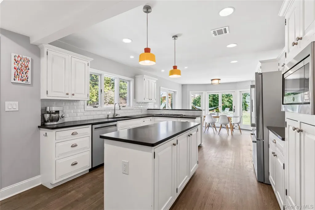 947 Shore Acres Drive Mamaroneck NY 10543