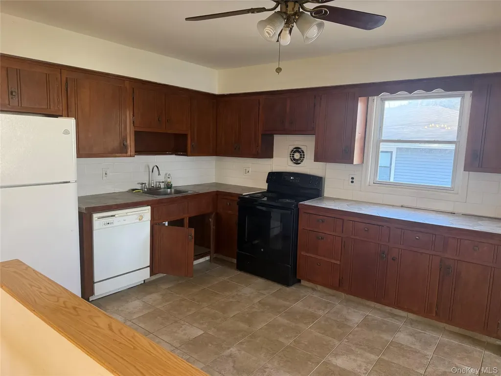 53 King Road Rocky Point NY 11778