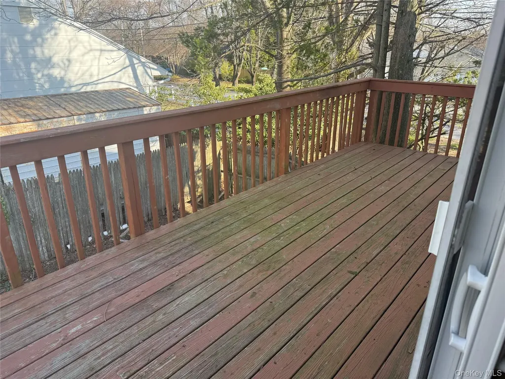 53 King Road Rocky Point NY 11778