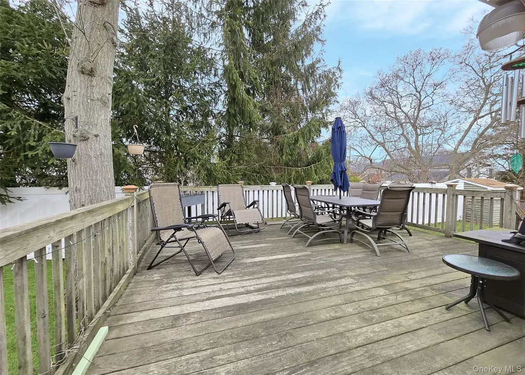 473 Michigan Street Ronkonkoma NY 11779