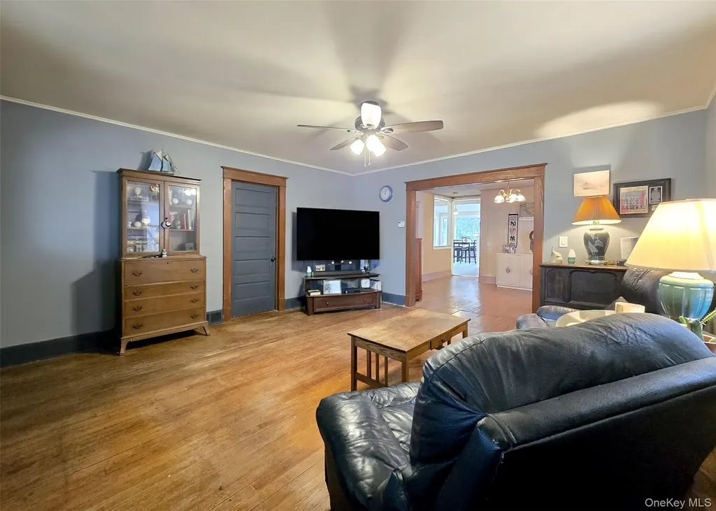 473 Michigan Street Ronkonkoma NY 11779