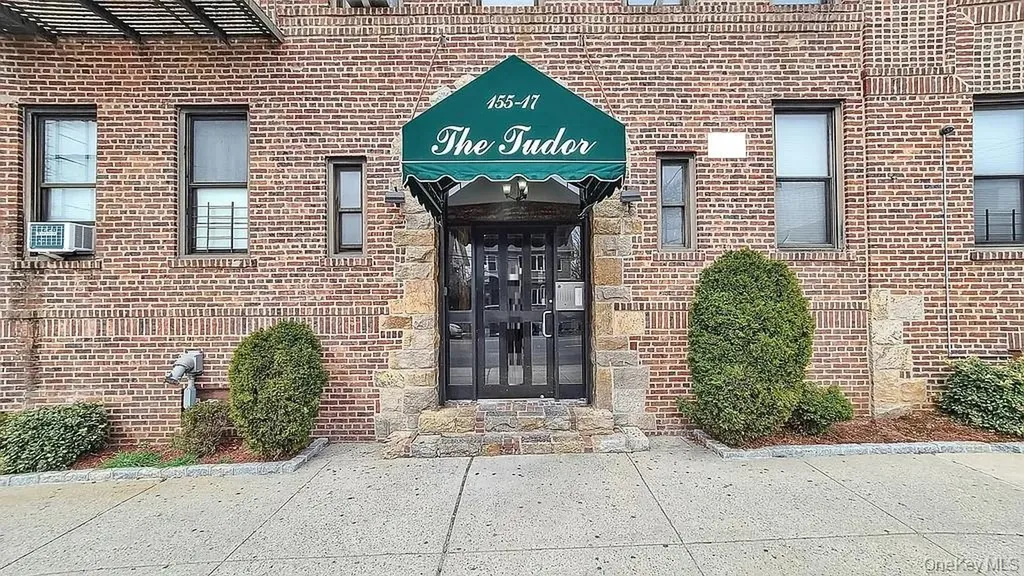 155-17 Sanford Avenue Flushing NY 11355