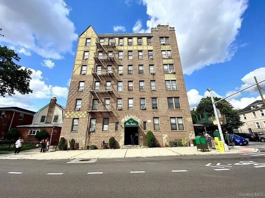 155-17 Sanford Avenue Flushing NY 11355