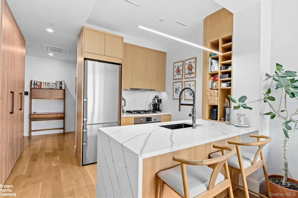 183 Mcguinness Boulevard Brooklyn NY 11222