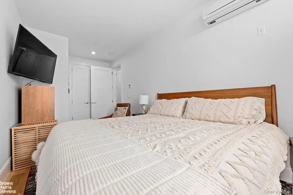 183 Mcguinness Boulevard Brooklyn NY 11222