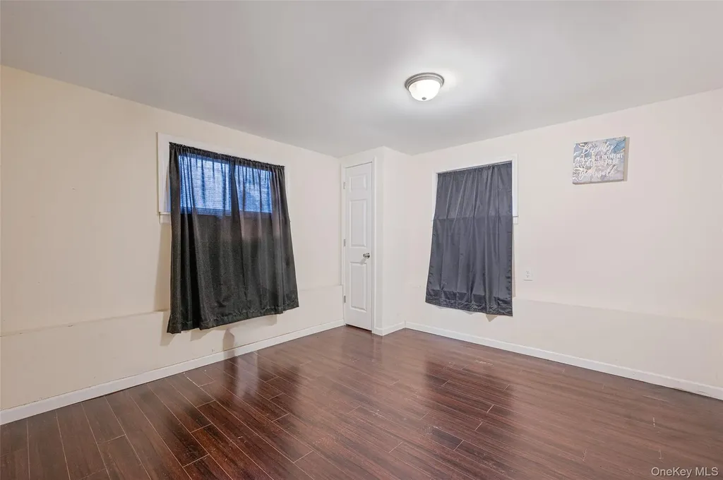 29 N Baldwin Place Massapequa NY 11758