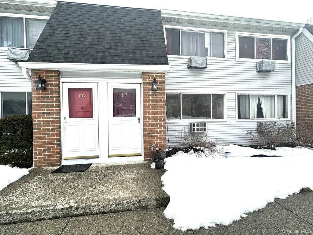 2740 South Road Poughkeepsie NY 12601