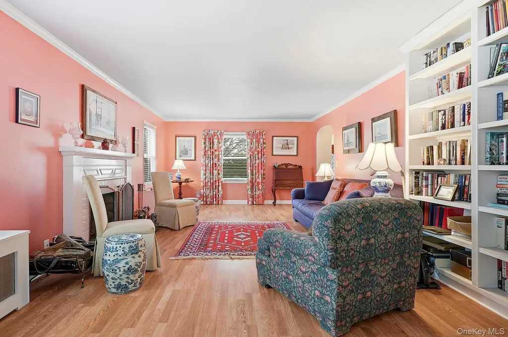 1671 Bay Boulevard Atlantic Beach NY 11509