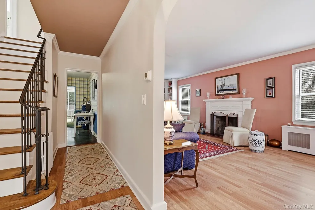 1671 Bay Boulevard Atlantic Beach NY 11509