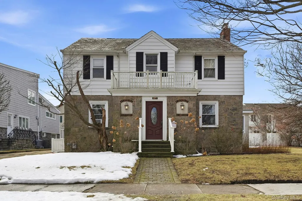 1671 Bay Boulevard Atlantic Beach NY 11509