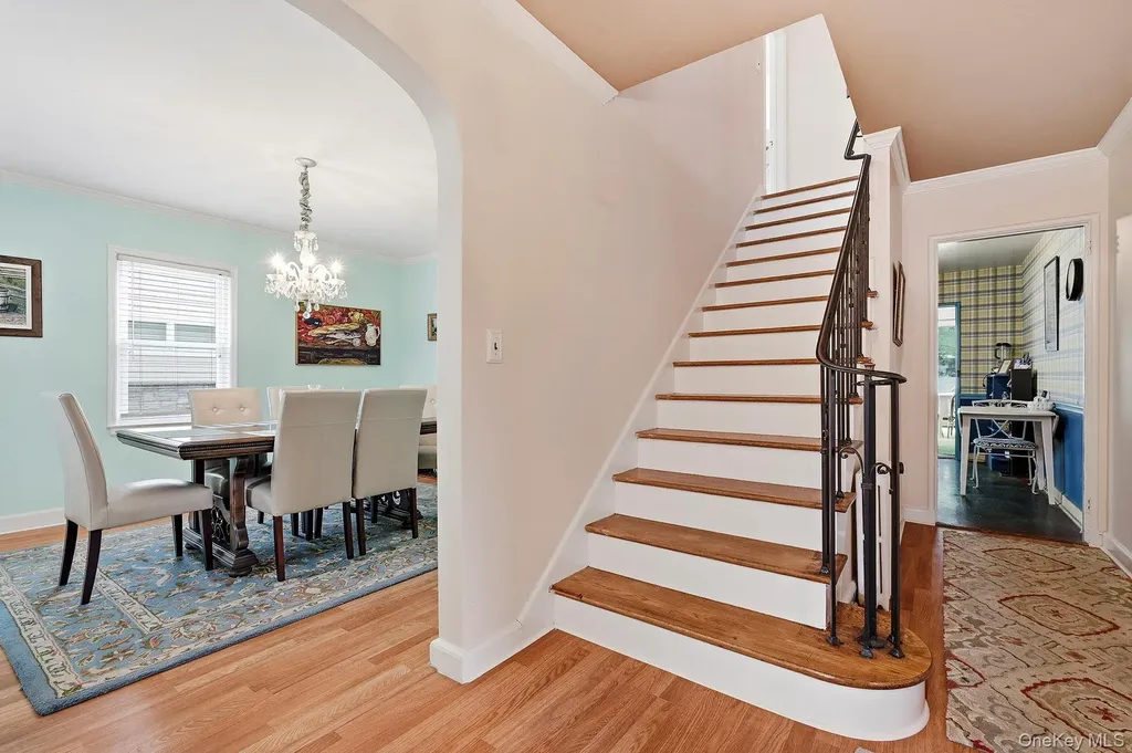 1671 Bay Boulevard Atlantic Beach NY 11509