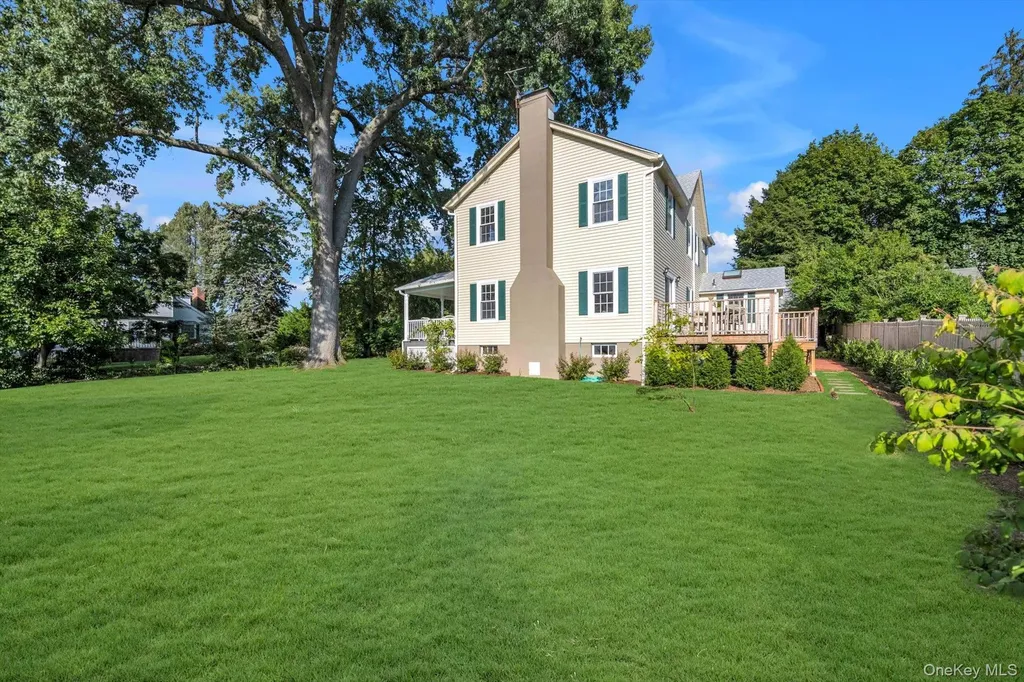 2 Smull Lane Port Washington NY 11050