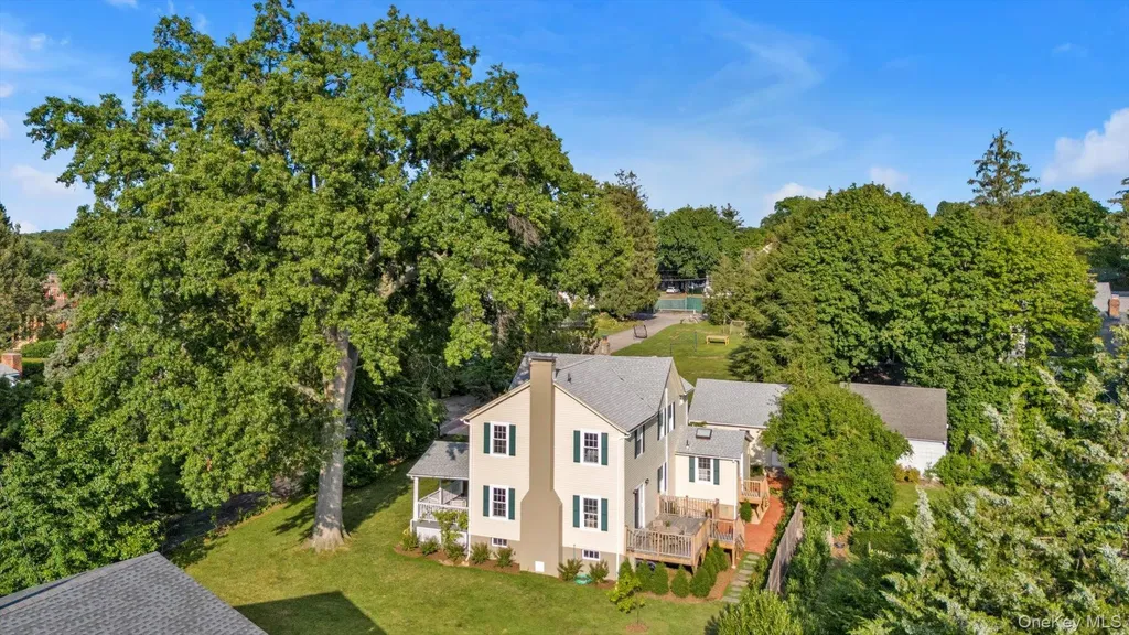 2 Smull Lane Port Washington NY 11050