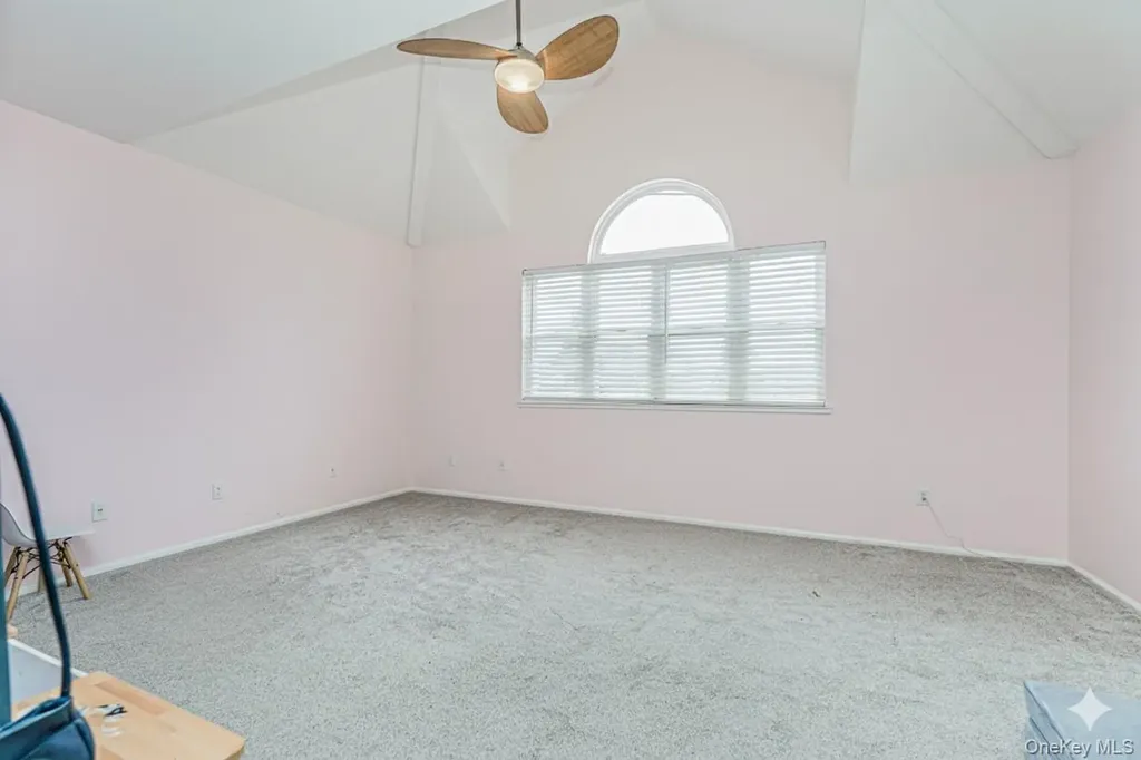 49 Llewellyn Place Staten Island NY 10310