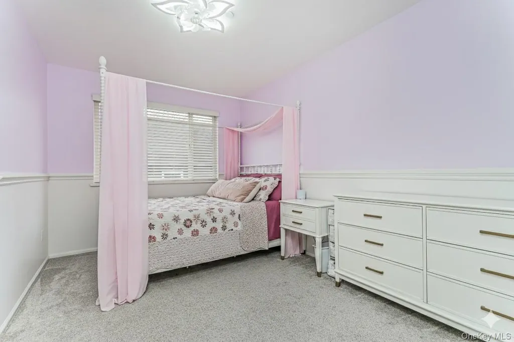 49 Llewellyn Place Staten Island NY 10310