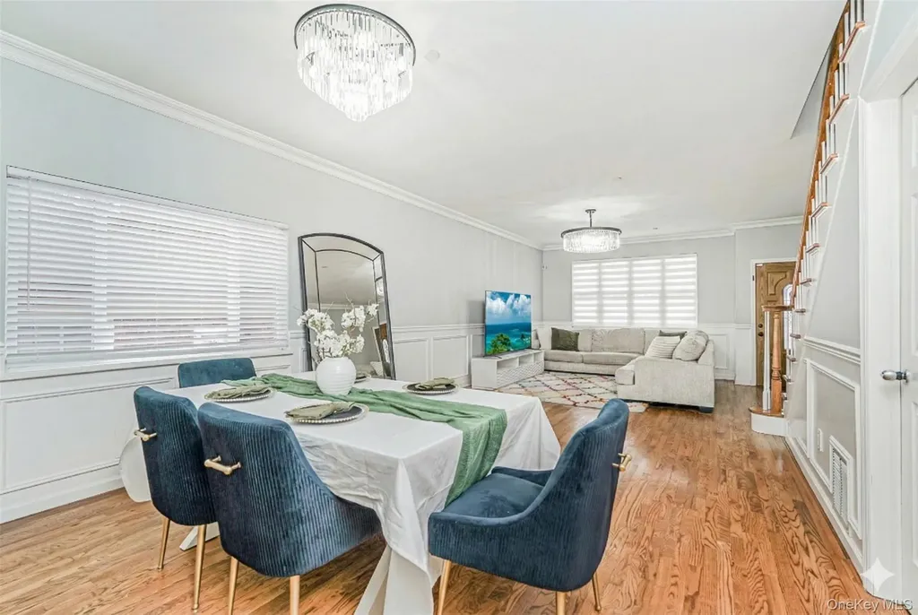 49 Llewellyn Place Staten Island NY 10310