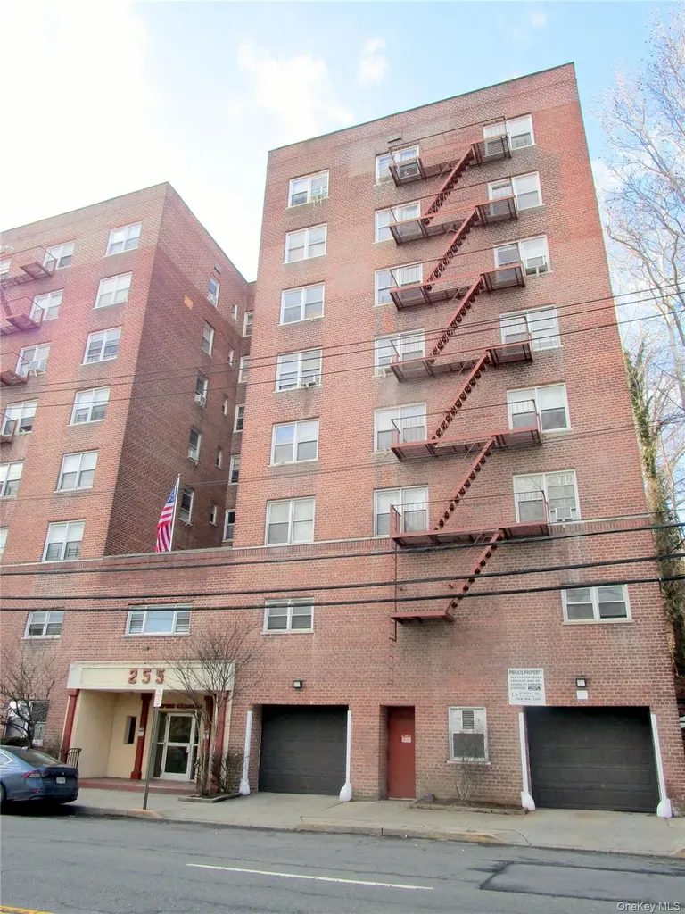 255 Bronx River Road Yonkers NY 10704