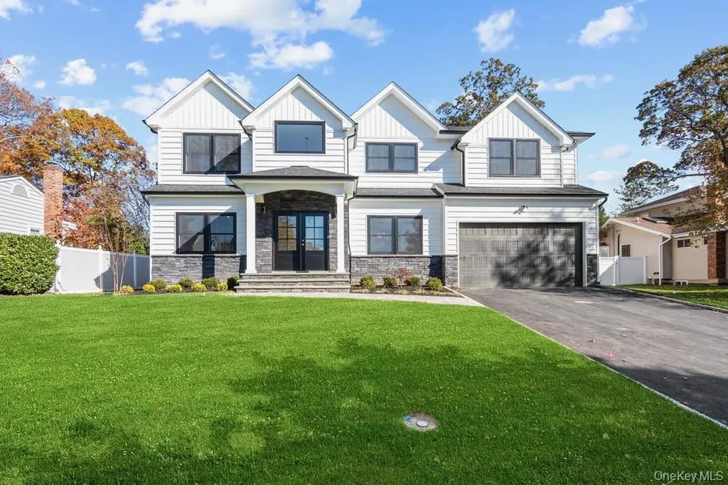 7 Otsego Place Jericho NY 11753