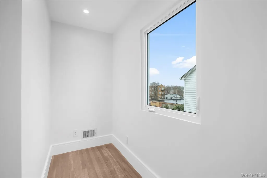 313 Sixth Avenue Pelham NY 10803