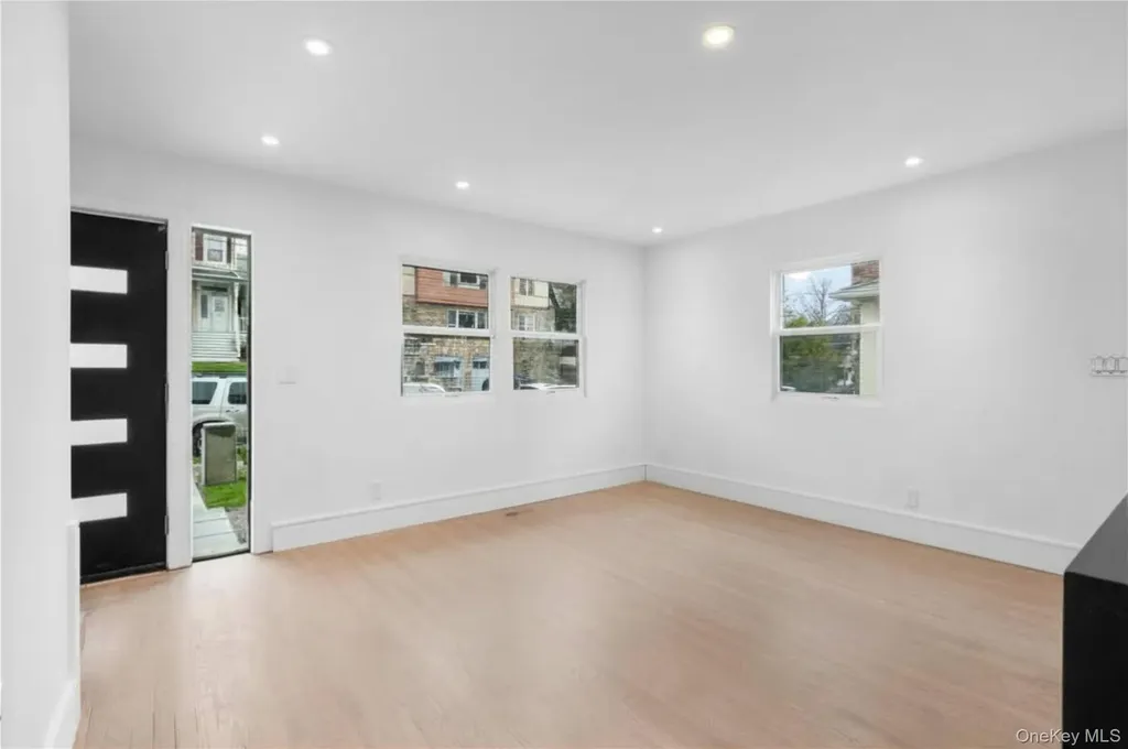 313 Sixth Avenue Pelham NY 10803