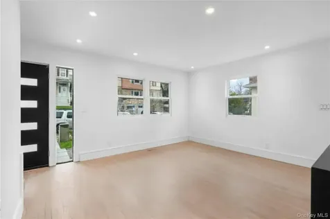 313 Sixth Avenue Pelham NY 10803
