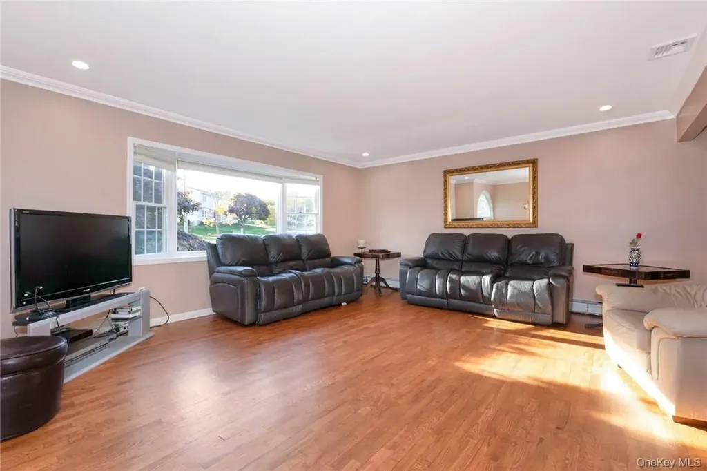 15 Pine Drive Stony Point NY 10980