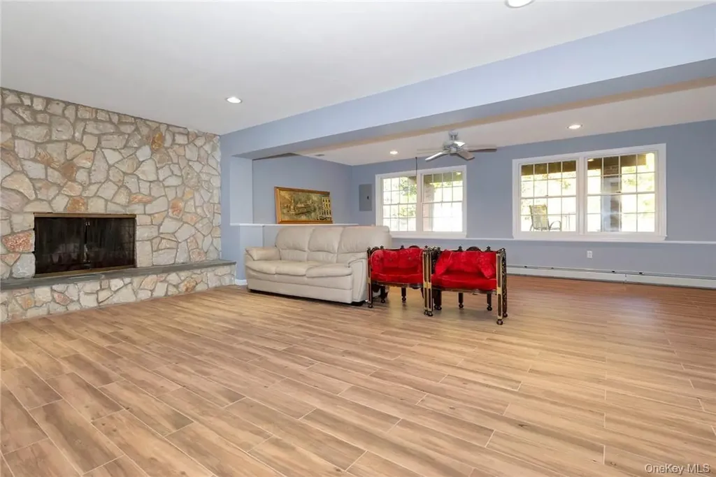 15 Pine Drive Stony Point NY 10980