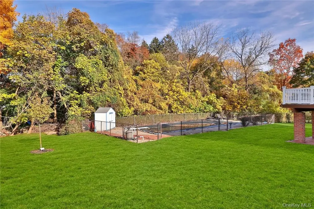 15 Pine Drive Stony Point NY 10980