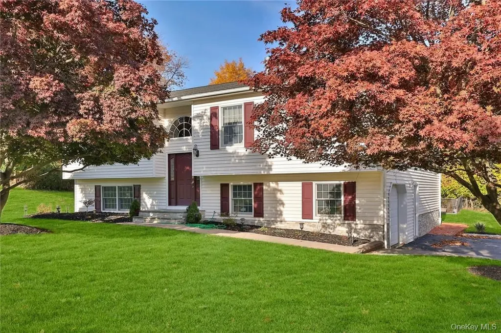 15 Pine Drive Stony Point NY 10980