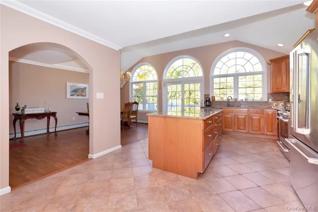 15 Pine Drive Stony Point NY 10980