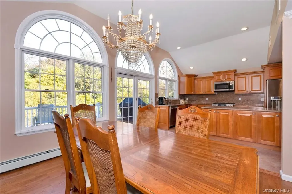 15 Pine Drive Stony Point NY 10980