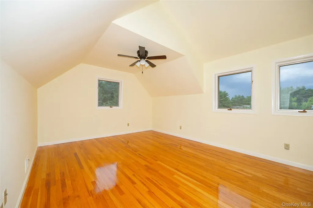 303 Freedom Road Pleasant Valley NY 12569