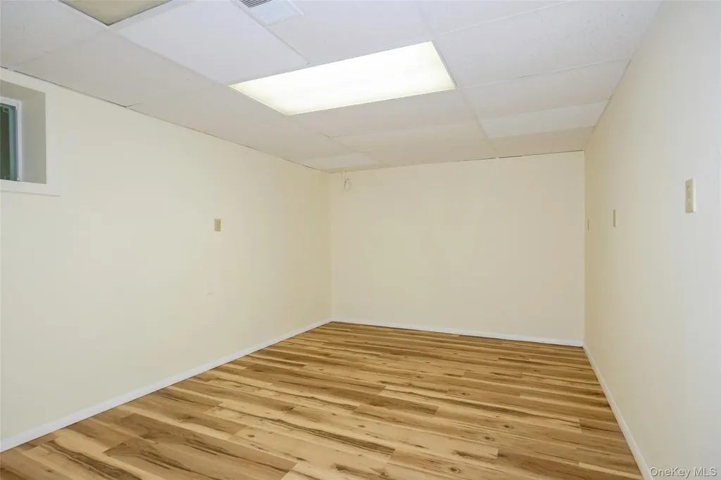 303 Freedom Road Pleasant Valley NY 12569