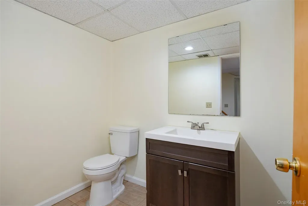 303 Freedom Road Pleasant Valley NY 12569