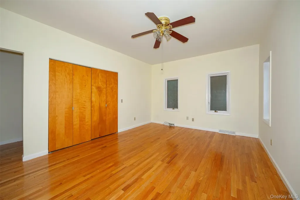 303 Freedom Road Pleasant Valley NY 12569