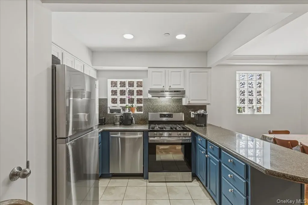 83-71 116th Street Kew Gardens NY 11418