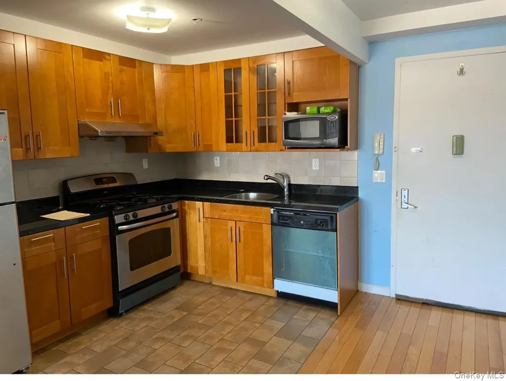 93-05 37th Avenue Jackson Heights NY 11372