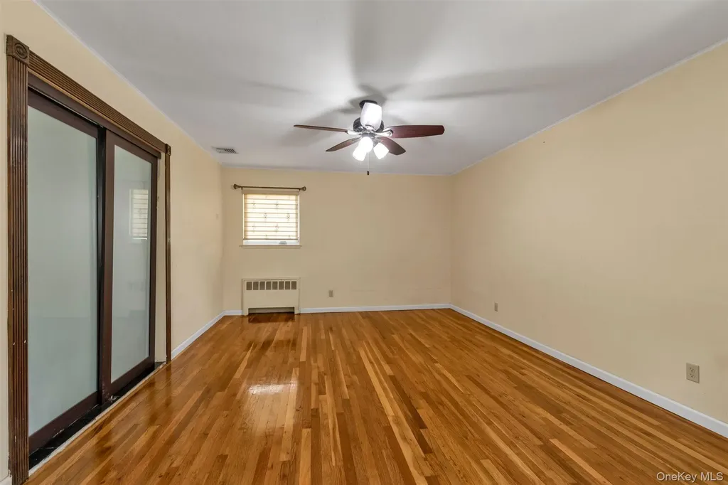 830 Pepperidge Road Westbury NY 11590
